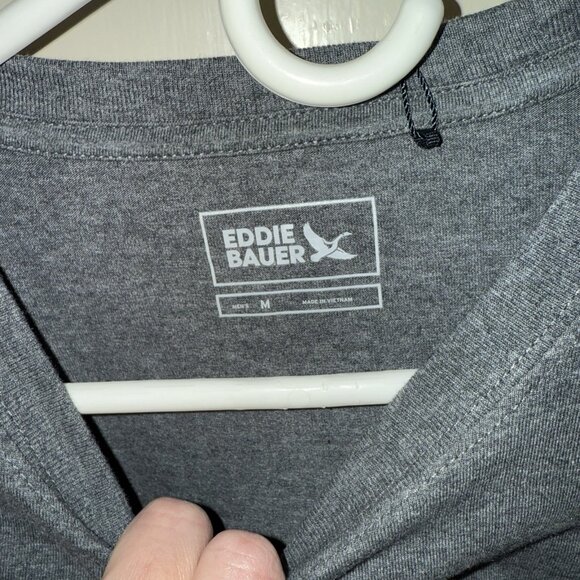 Eddie Bauer Men's MED LS Gray Crewneck Tee Classic Soft Brushed Jersey MSRP $34 - Picture 6 of 6